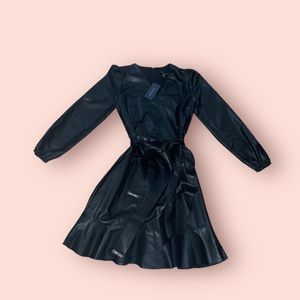 NWT Tommy Hilfiger Long Sleeve Vegan Leather Belted Dress.